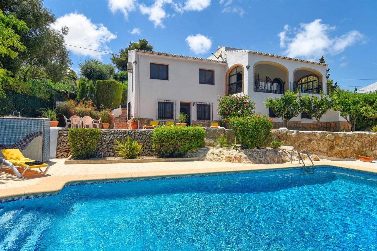 Villa Margarita - A Tranquil Oasis With Large Private Pool Jávea Eksteriør billede
