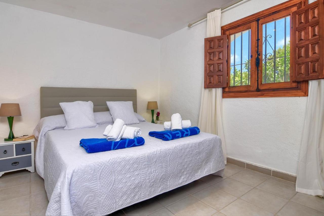 Villa Margarita - A Tranquil Oasis With Large Private Pool Jávea Eksteriør billede